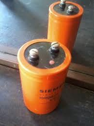 Capacitor eletrolítico 10.000uf X 70 Volts